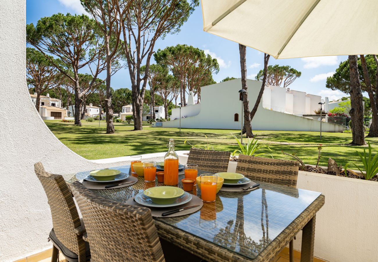 Casa geminada em Vilamoura - Vilamouratenis Sunscape by SAPvillas