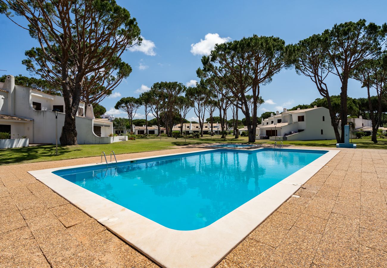 Casa geminada em Vilamoura - Vilamouratenis Sunscape by SAPvillas