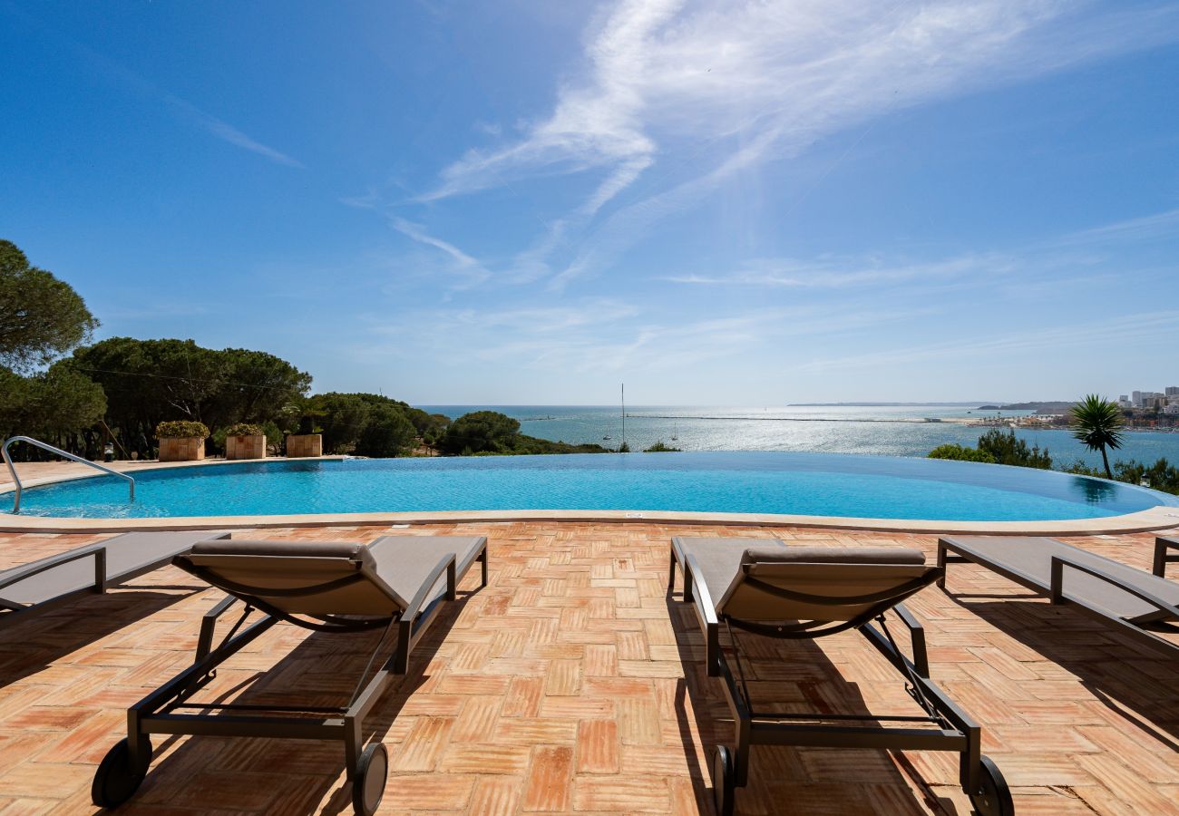 Villa in Ferragudo - Monte da Bela Vista by SAPvillas